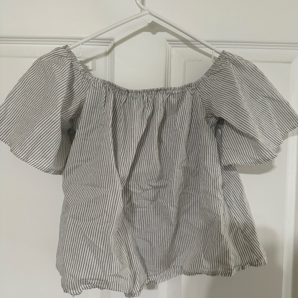 Express striped top (can be off the shoulder)